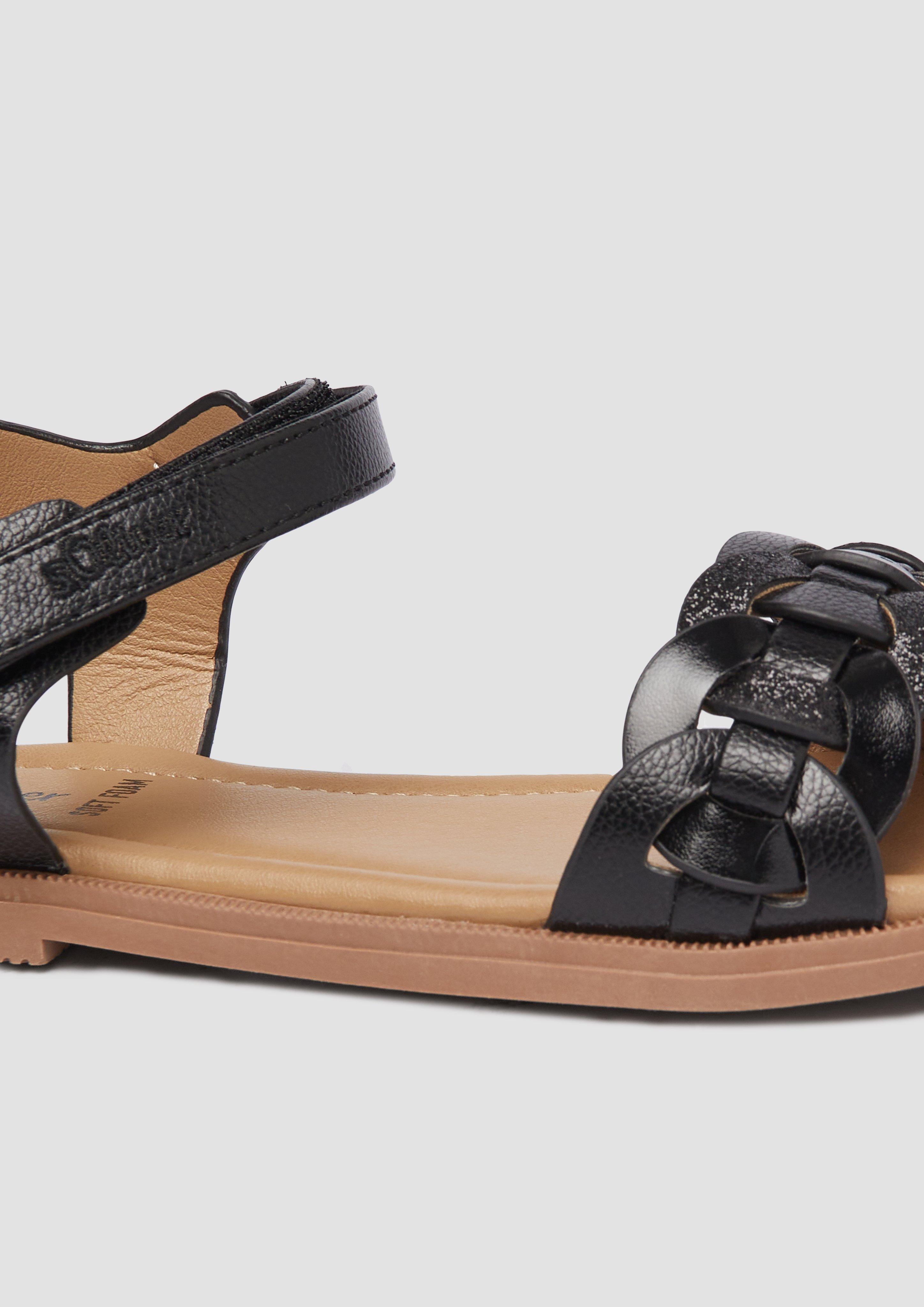 Sandali in 098, 913 & 530