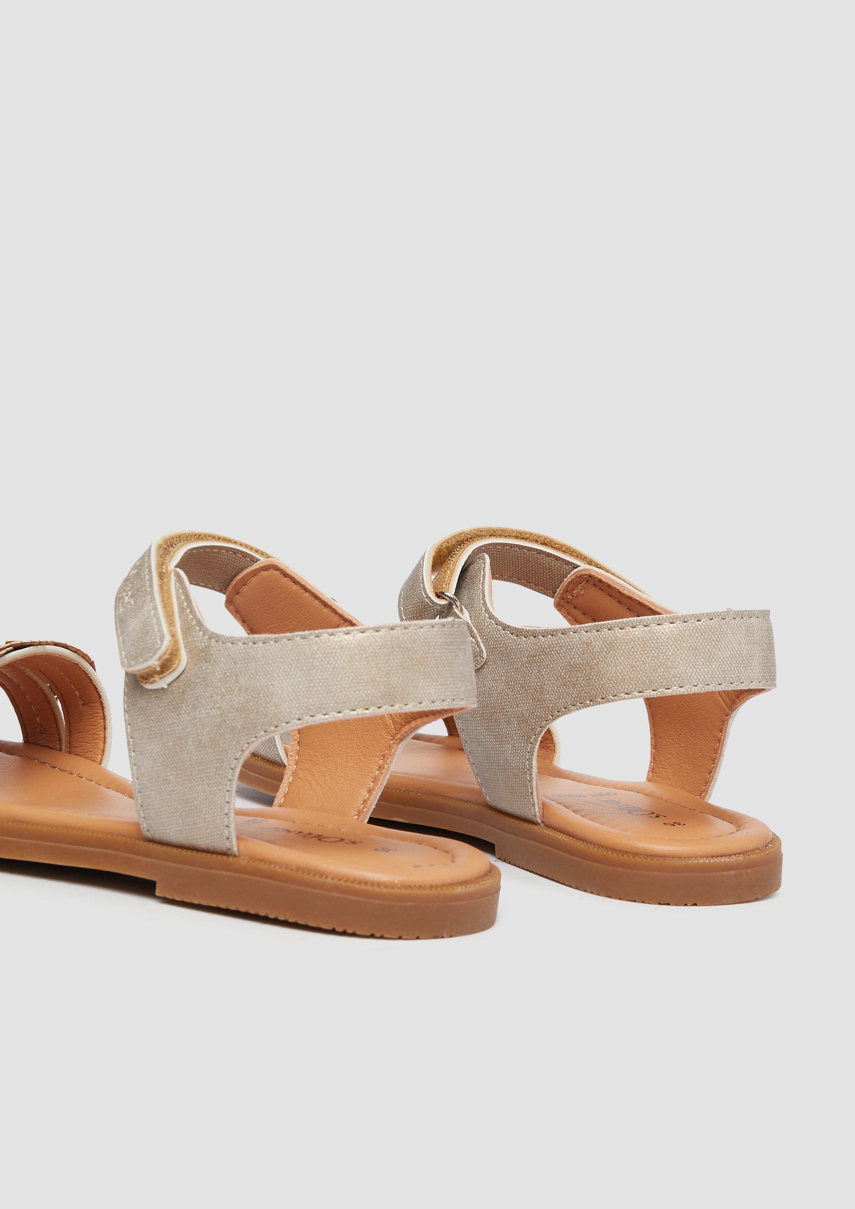 Sandali in 403 & 579