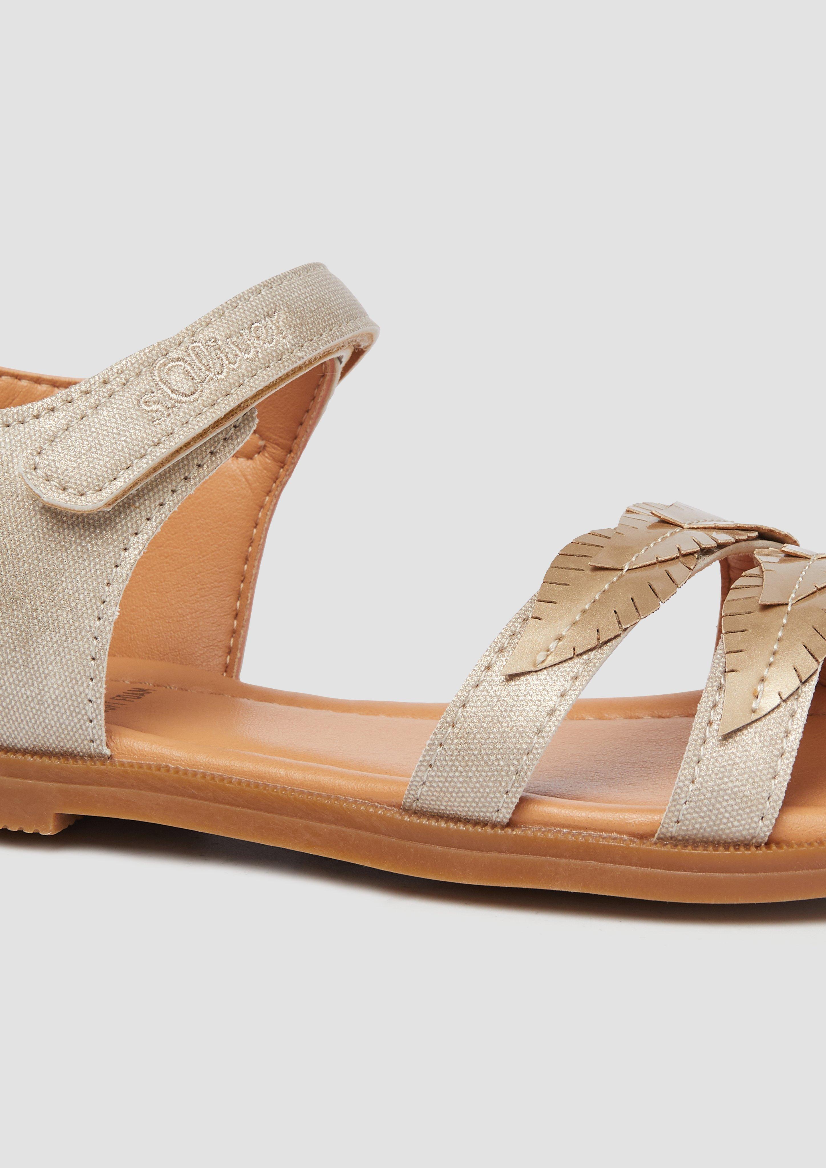 Sandali in 403 & 579