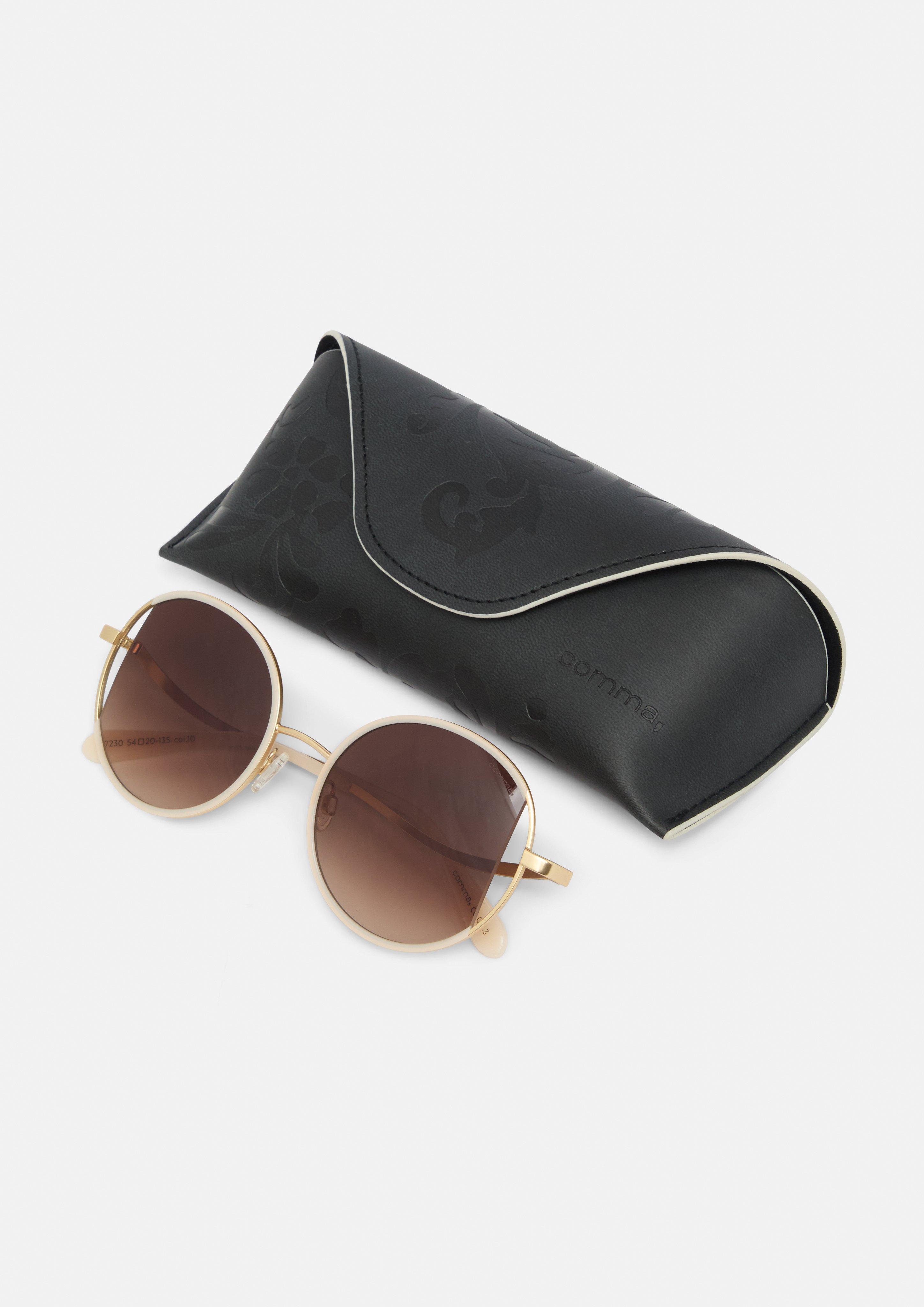 Sunglasses in 10 & 31