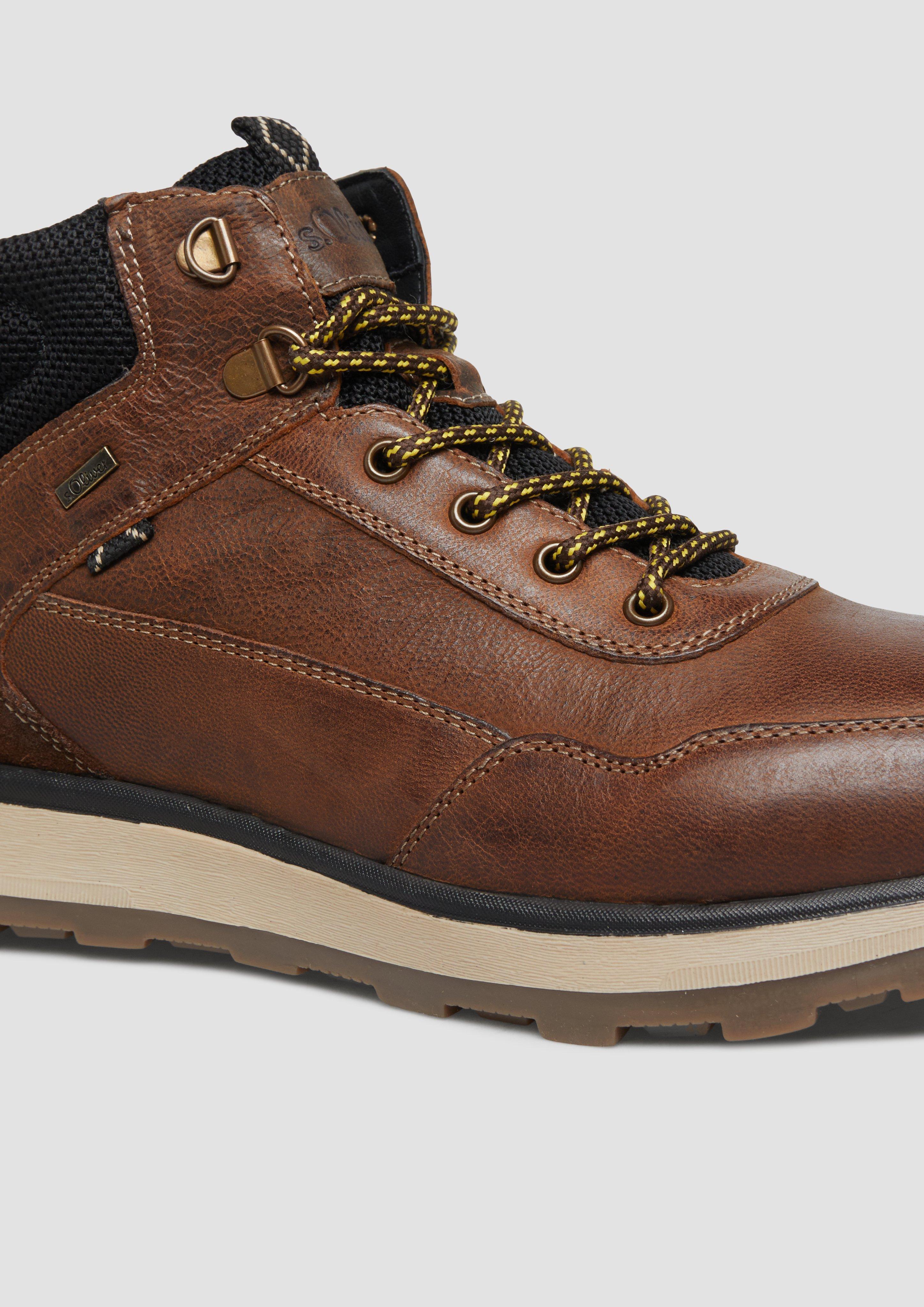 Laarzen in 305, 001 & 302