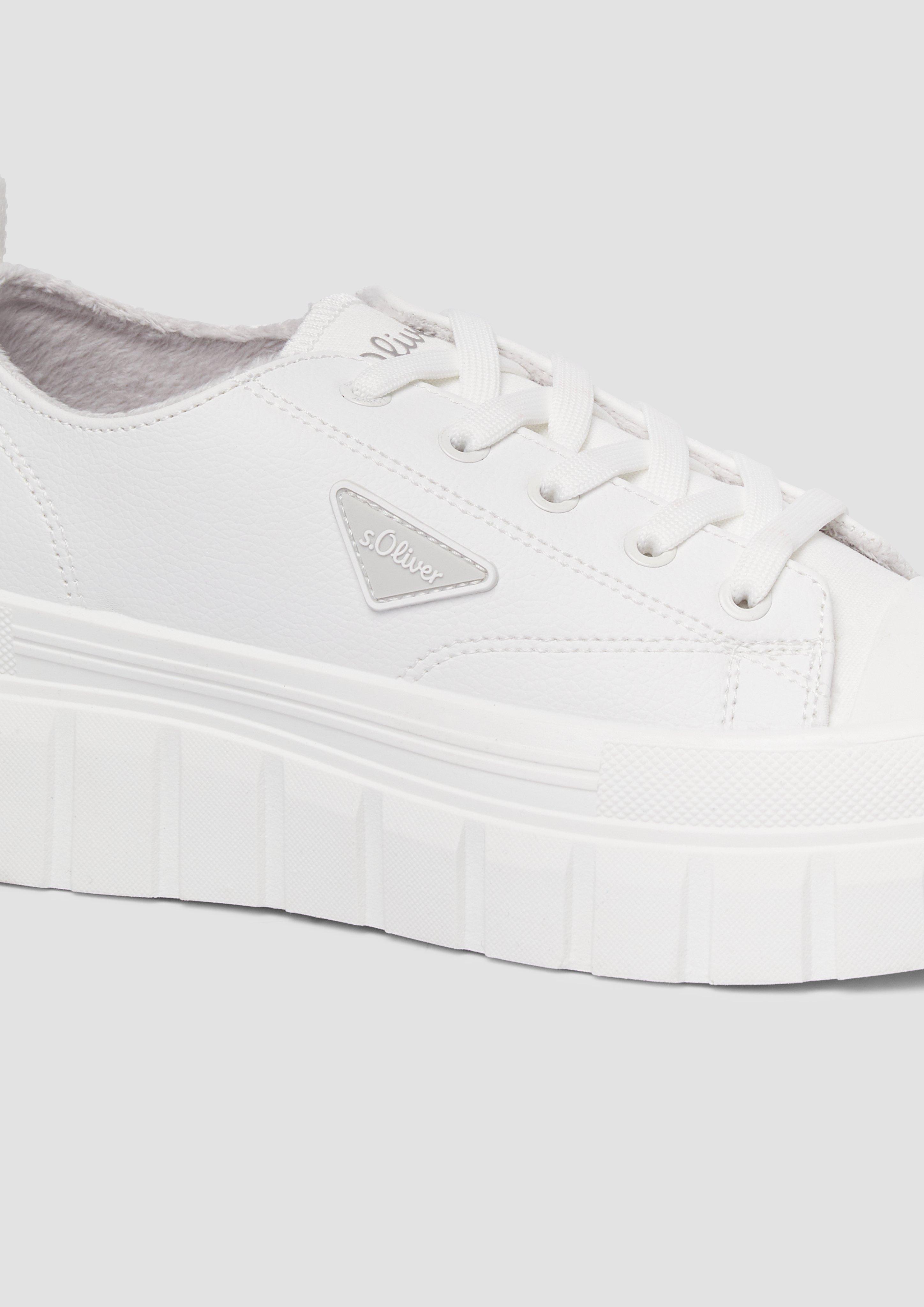 Čevlji z vezalkami in 100, 007, 001 & 345