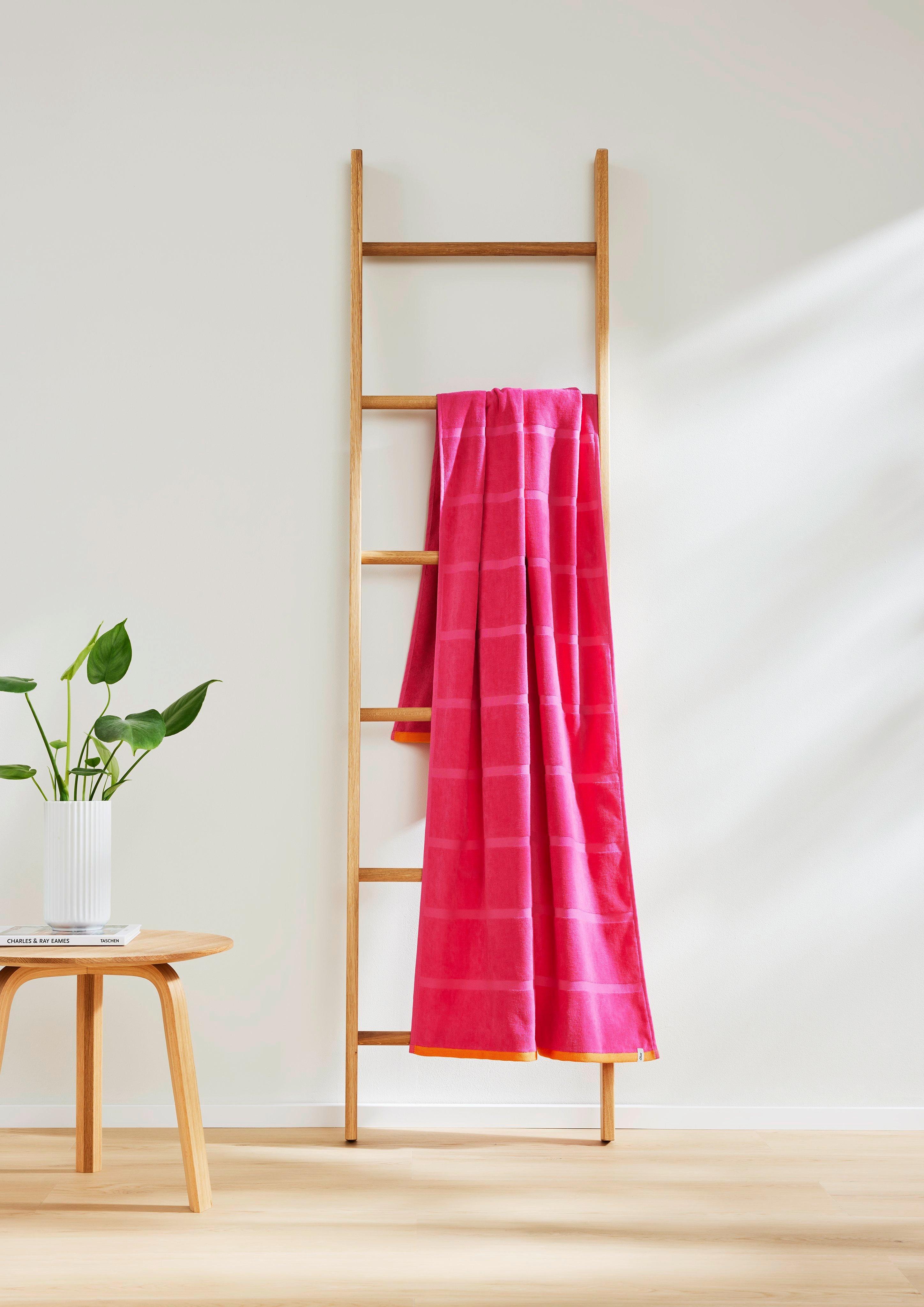 Plážový uterák in 562, 968, 800 & 686