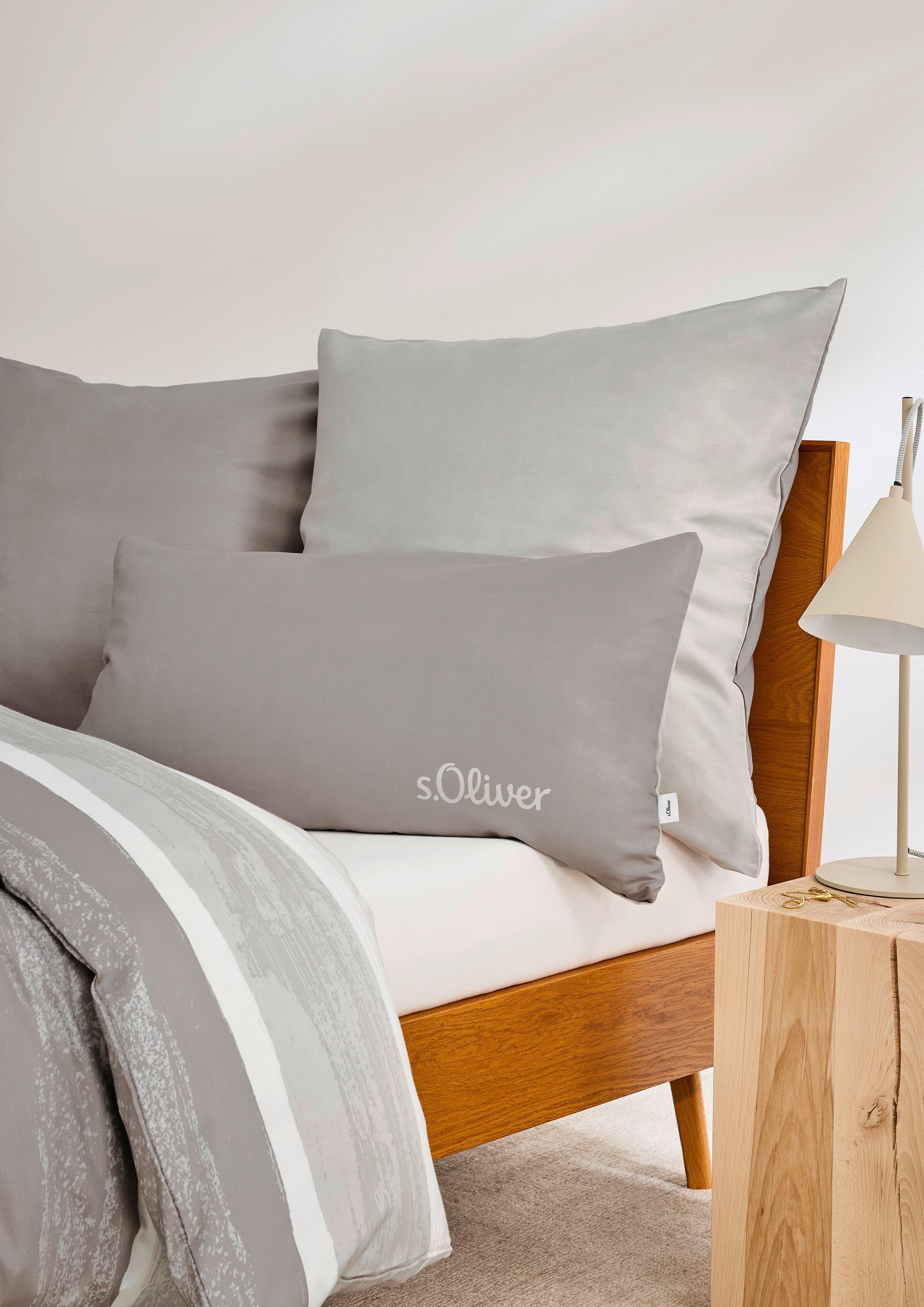 Posteljno perilo in 300