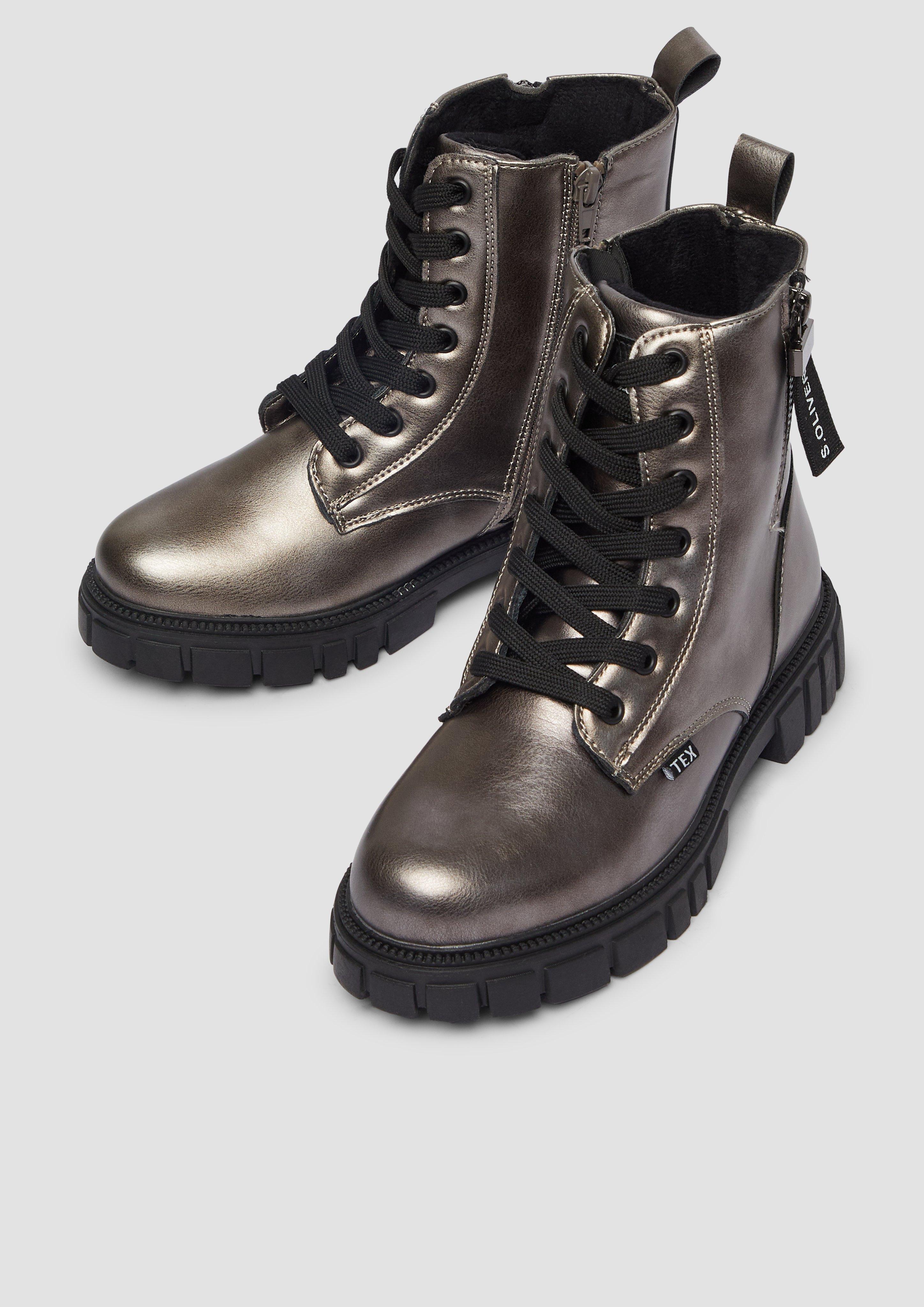 Laarzen in 915, 550, 022 & 018