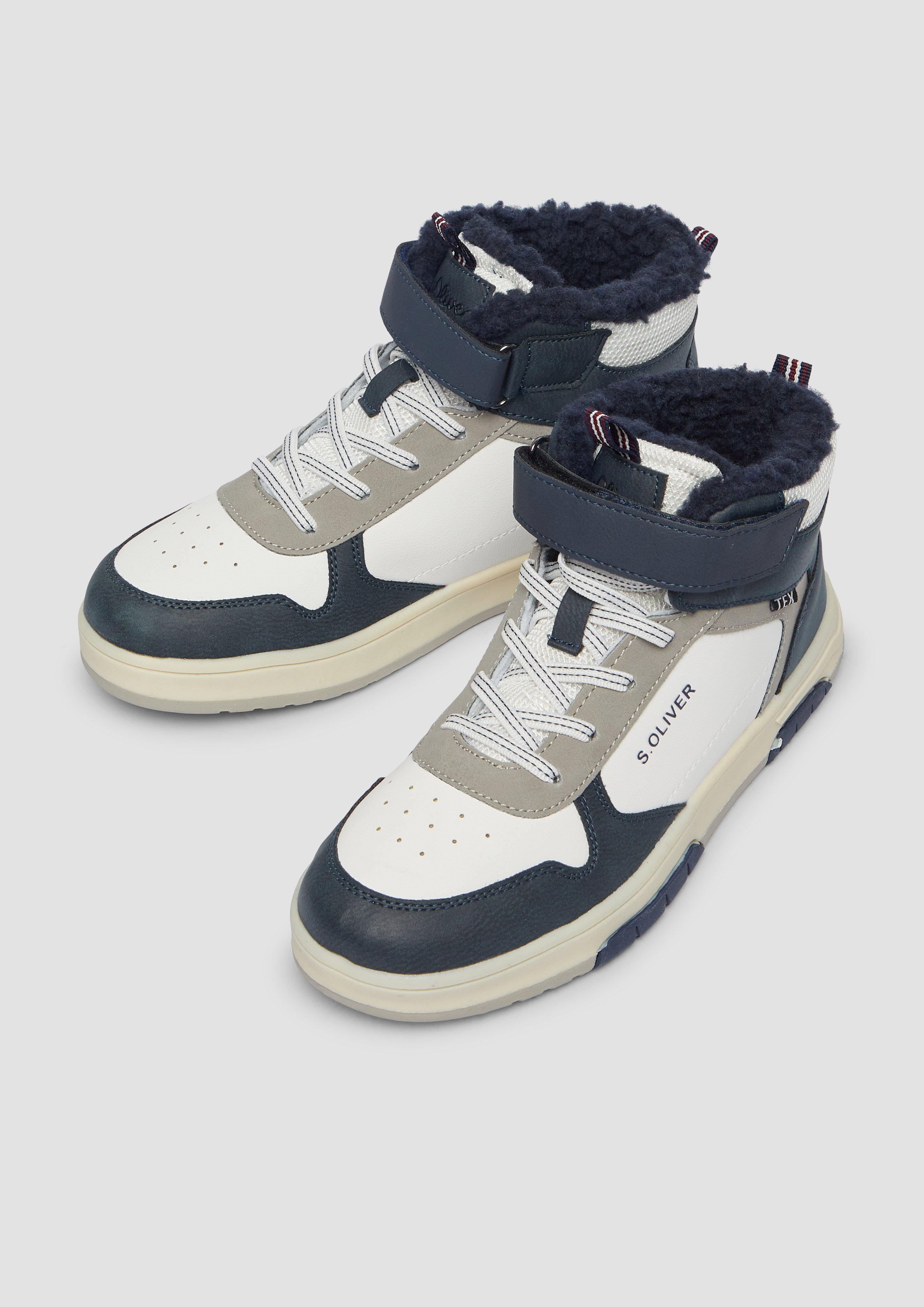 Škornji in 110, 805 & 730