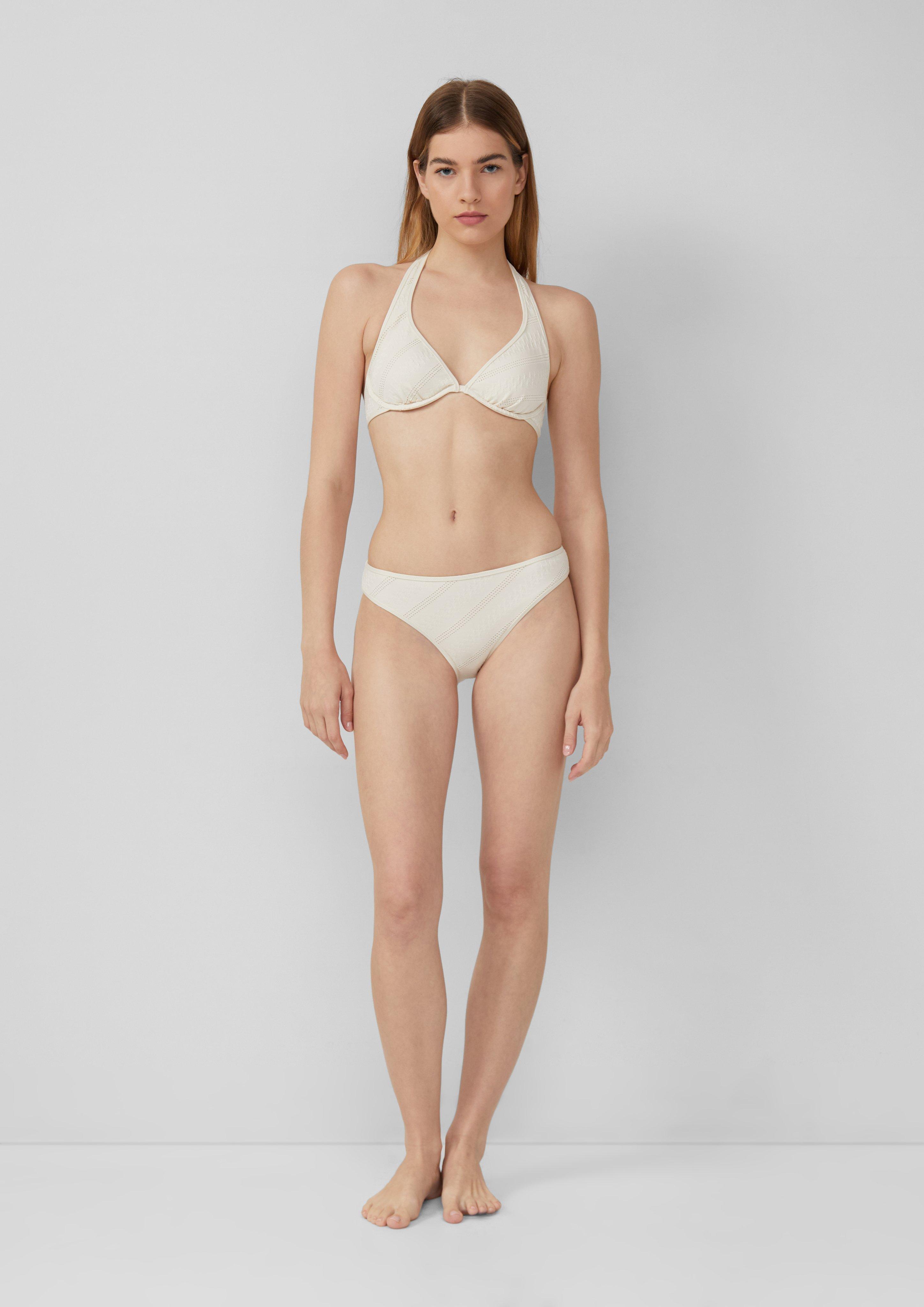 Bikini in 727, 4215, 642 & 118