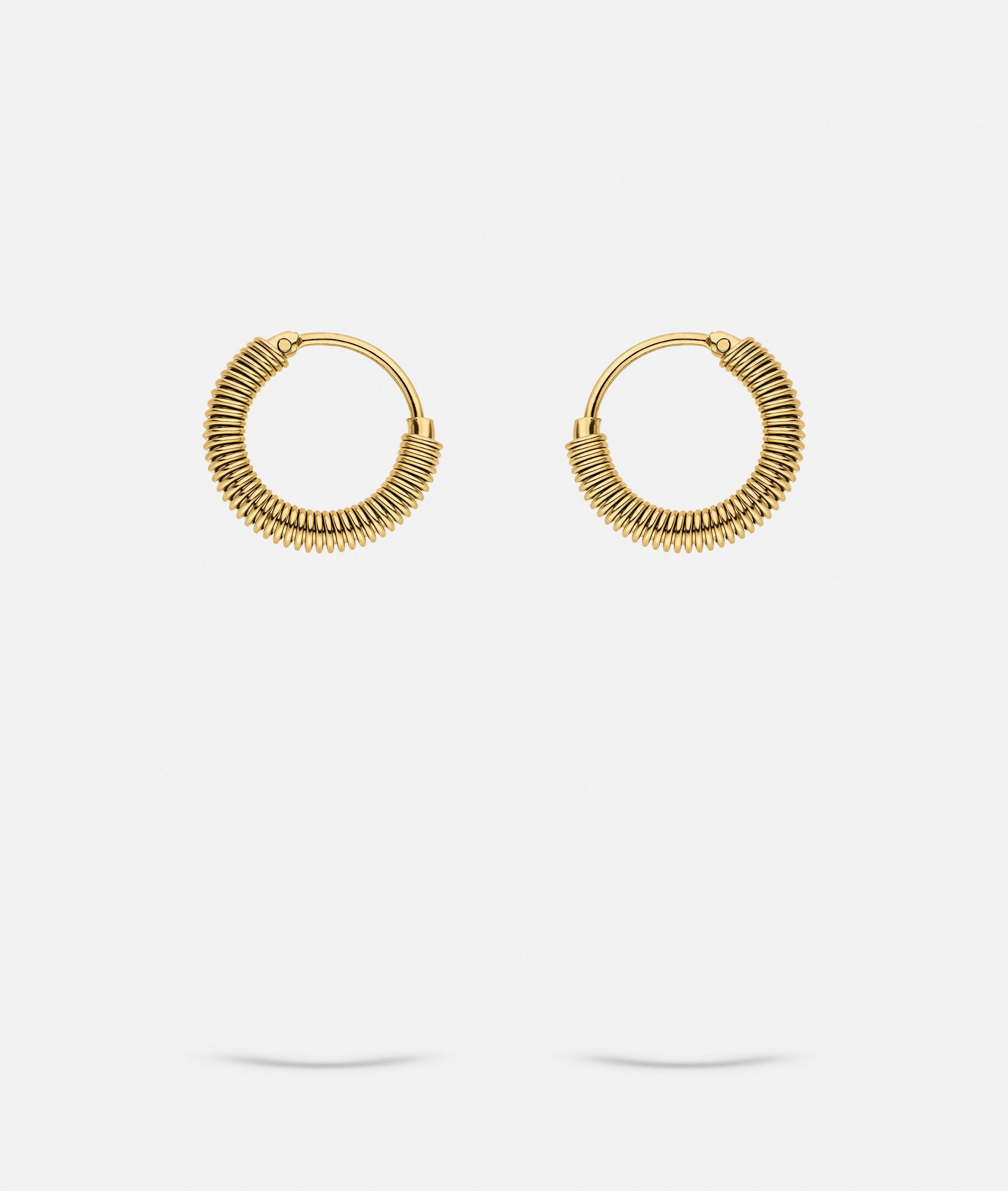 Creolen in gold, silber & schwarz