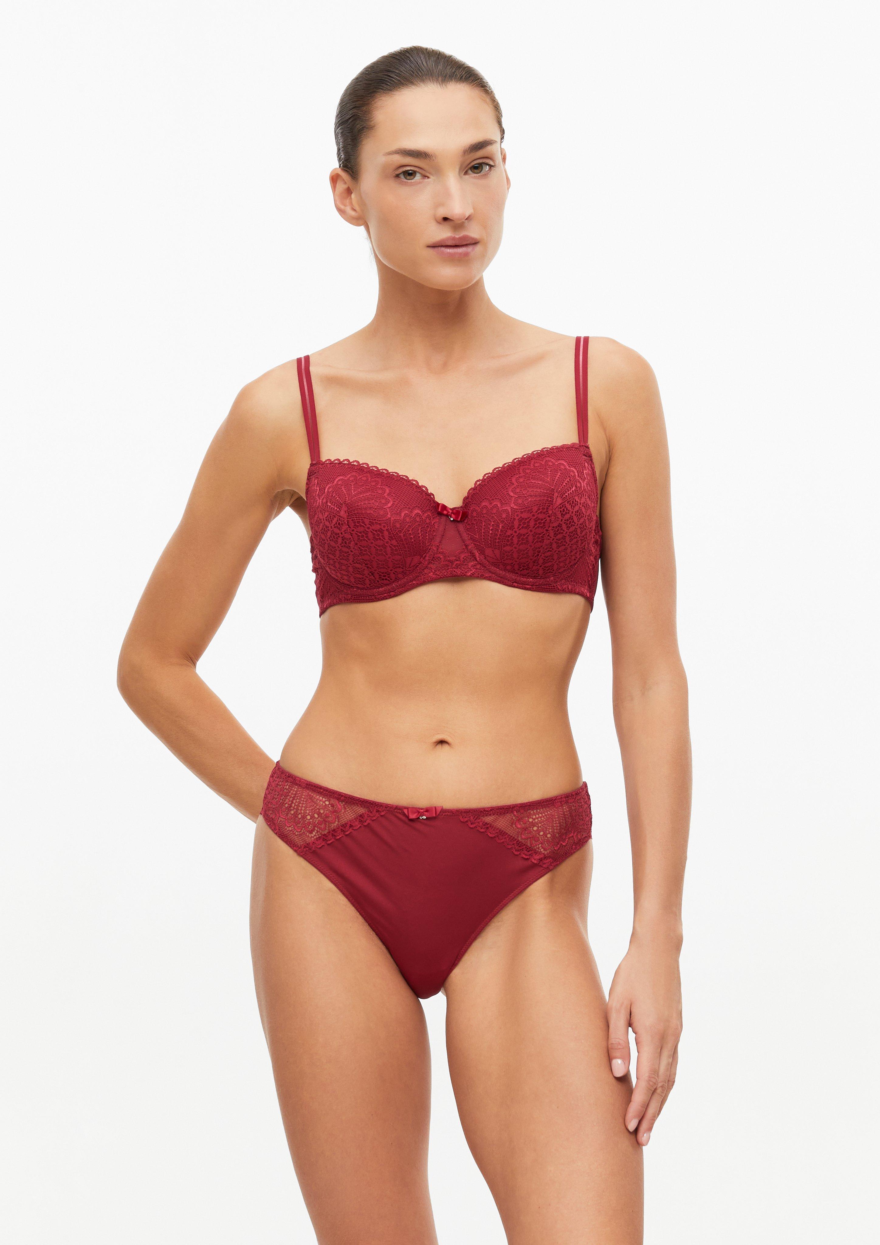 Slip mit Glitzeraccessoire in Farbe rot von s.Oliver