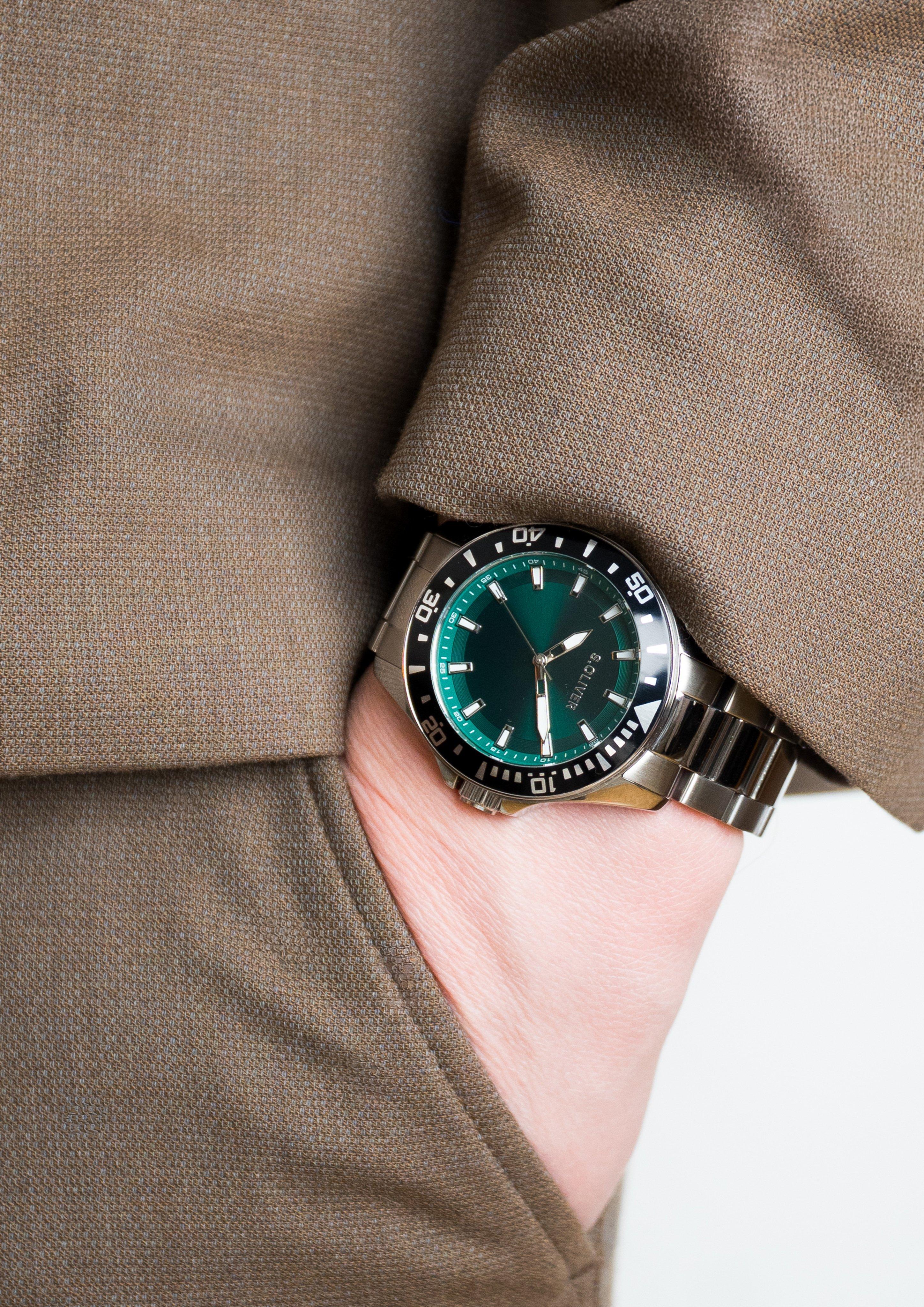 Uhr in 91A7, 91A6, 91A5, 91A4, 91A3, 91A2, 91A1 & 91A0