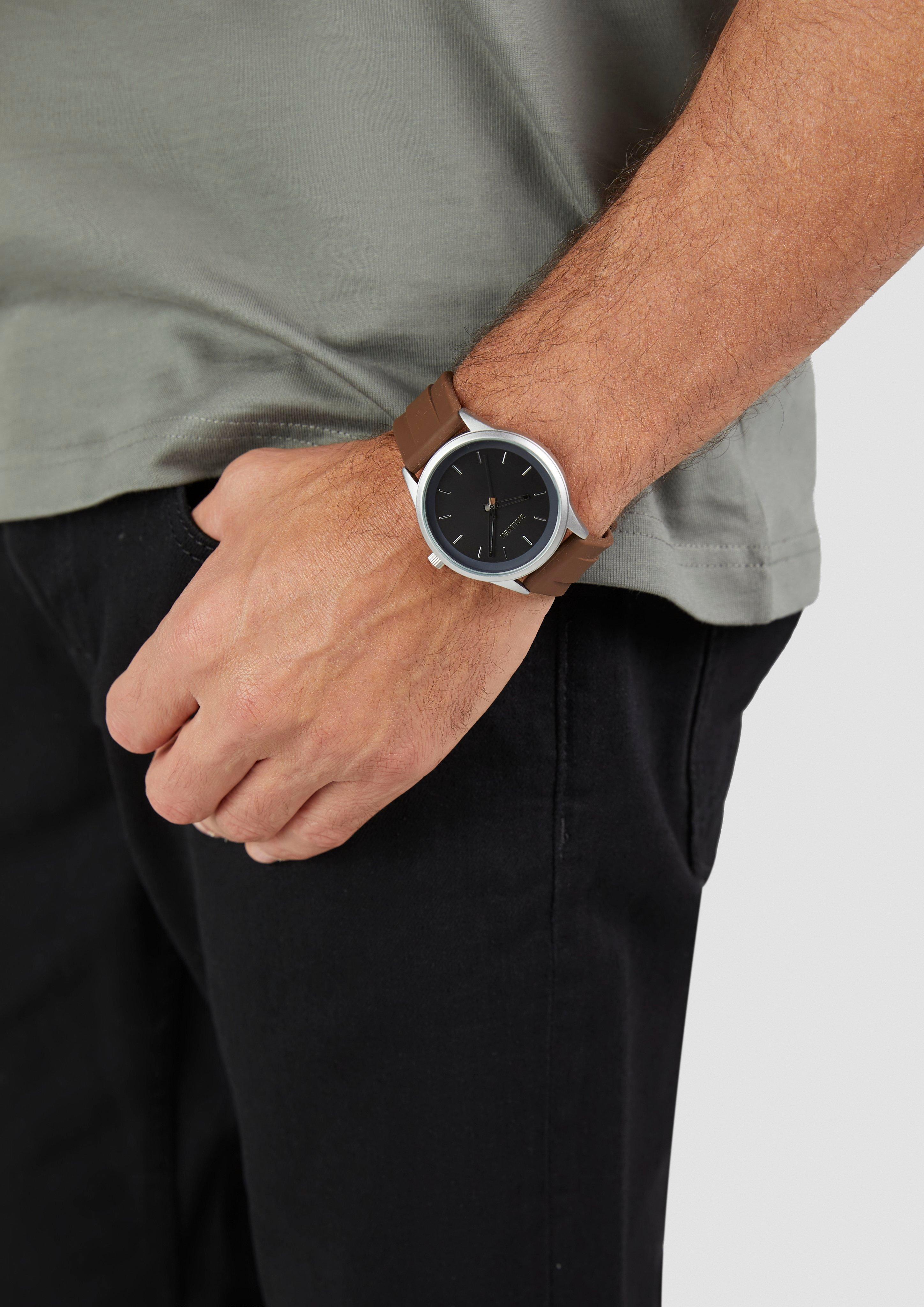 Uhr in 91A0, 99A0, 99A2, 99A1, 91A2 & 91A1