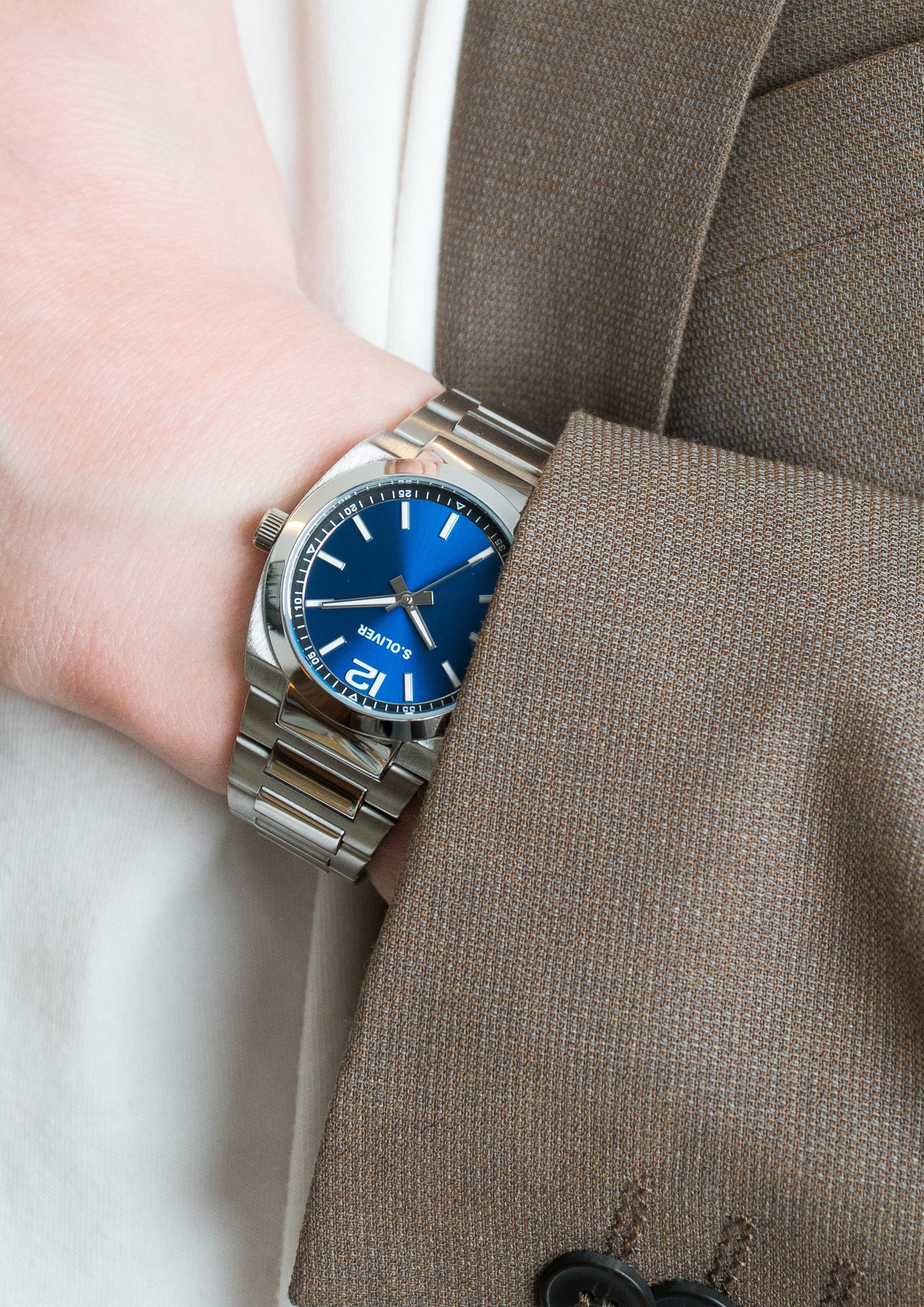 Uhr in 91A1, 91A3, 91A0 & 91A2