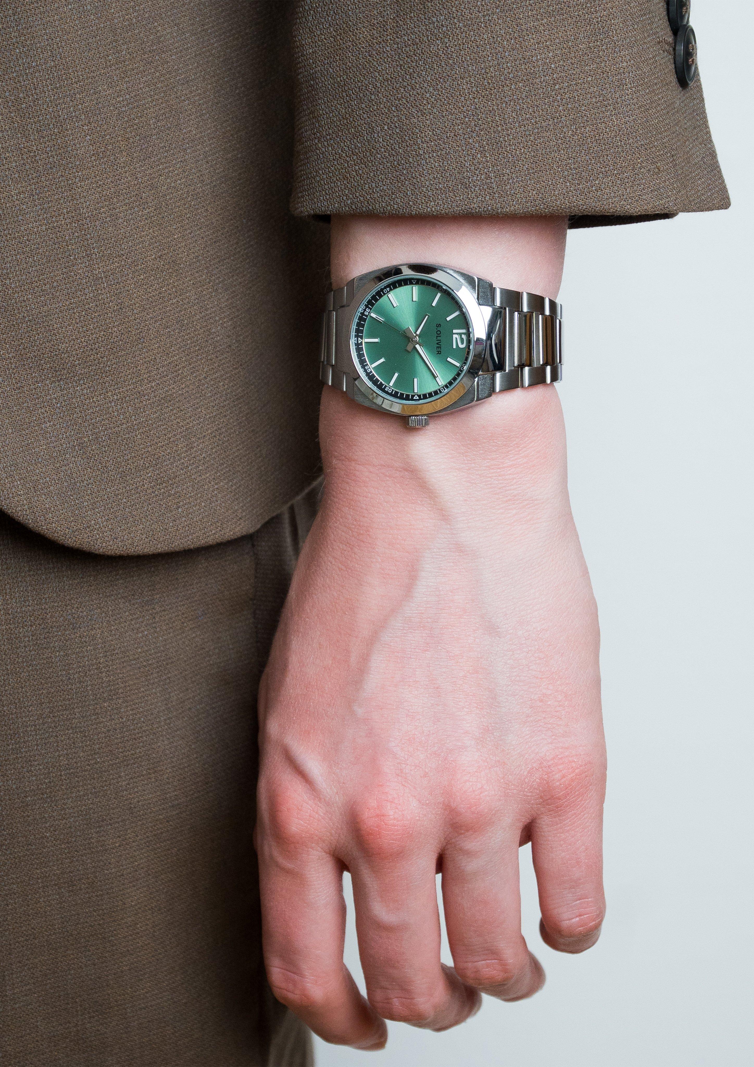 Uhr in 91A2, 91A3, 91A0 & 91A1