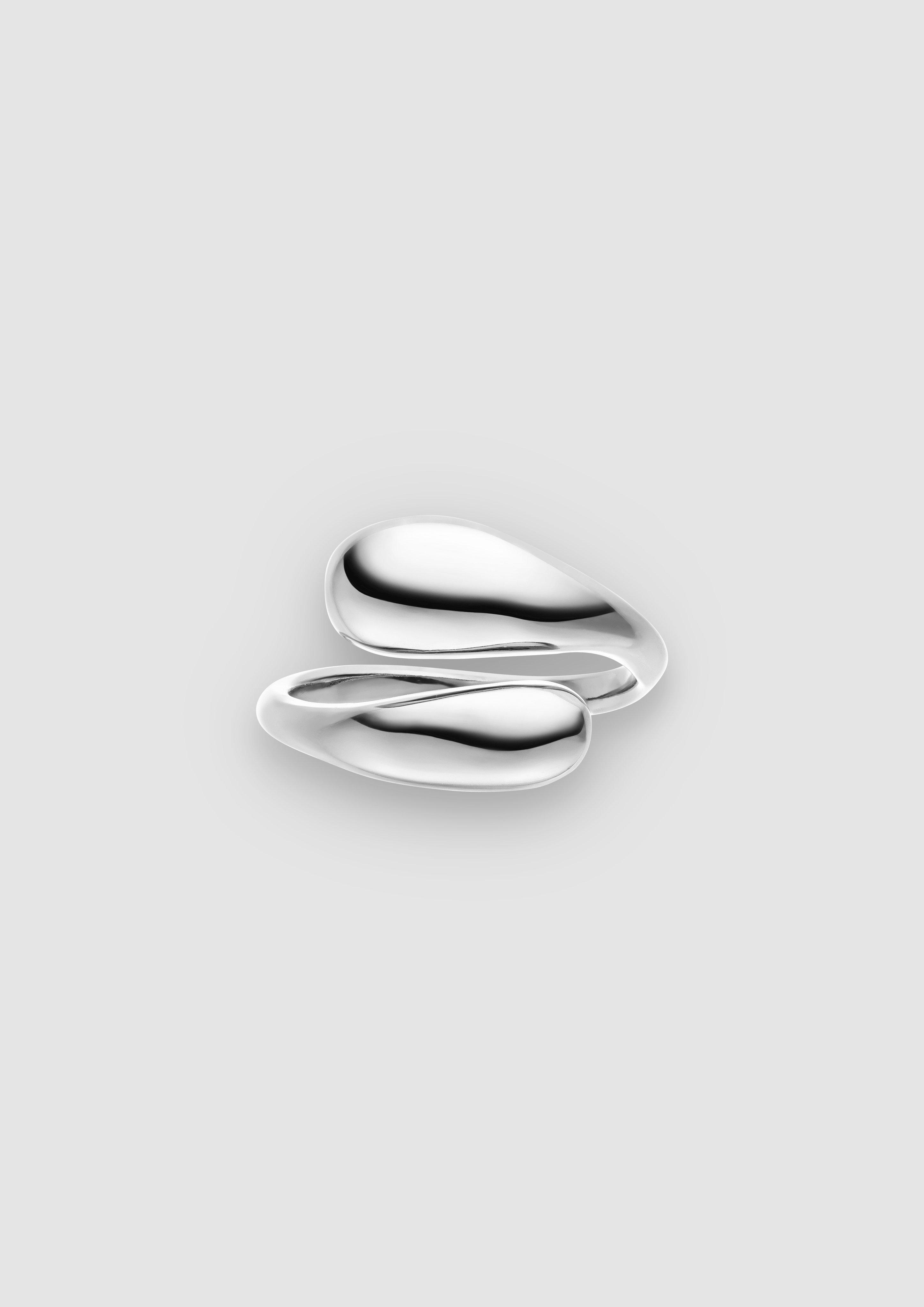 Silberner Ring aus poliertem Edelstahl in Farbe silber von s.Oliver