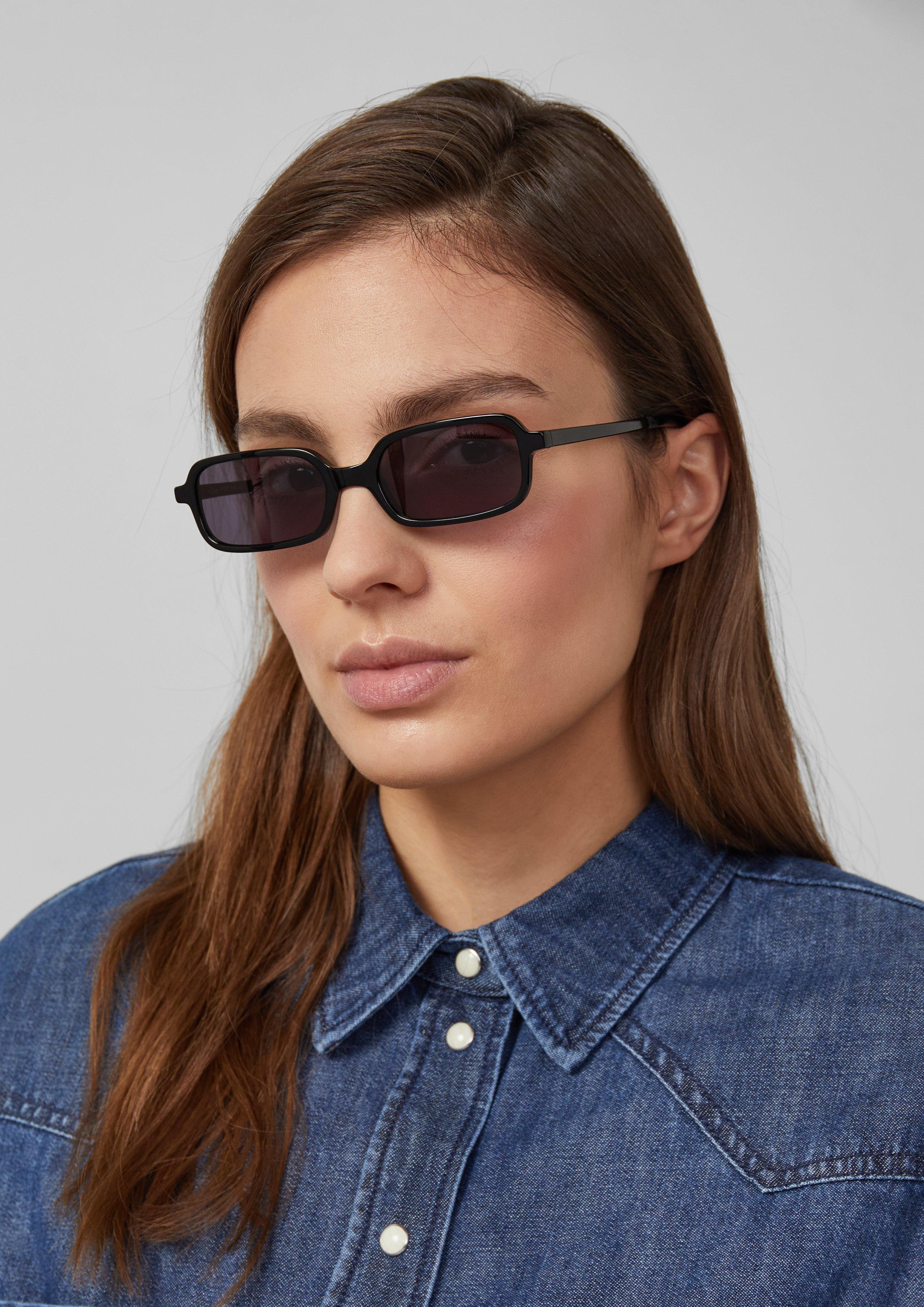 Sonnenbrille in 9999 & 8999