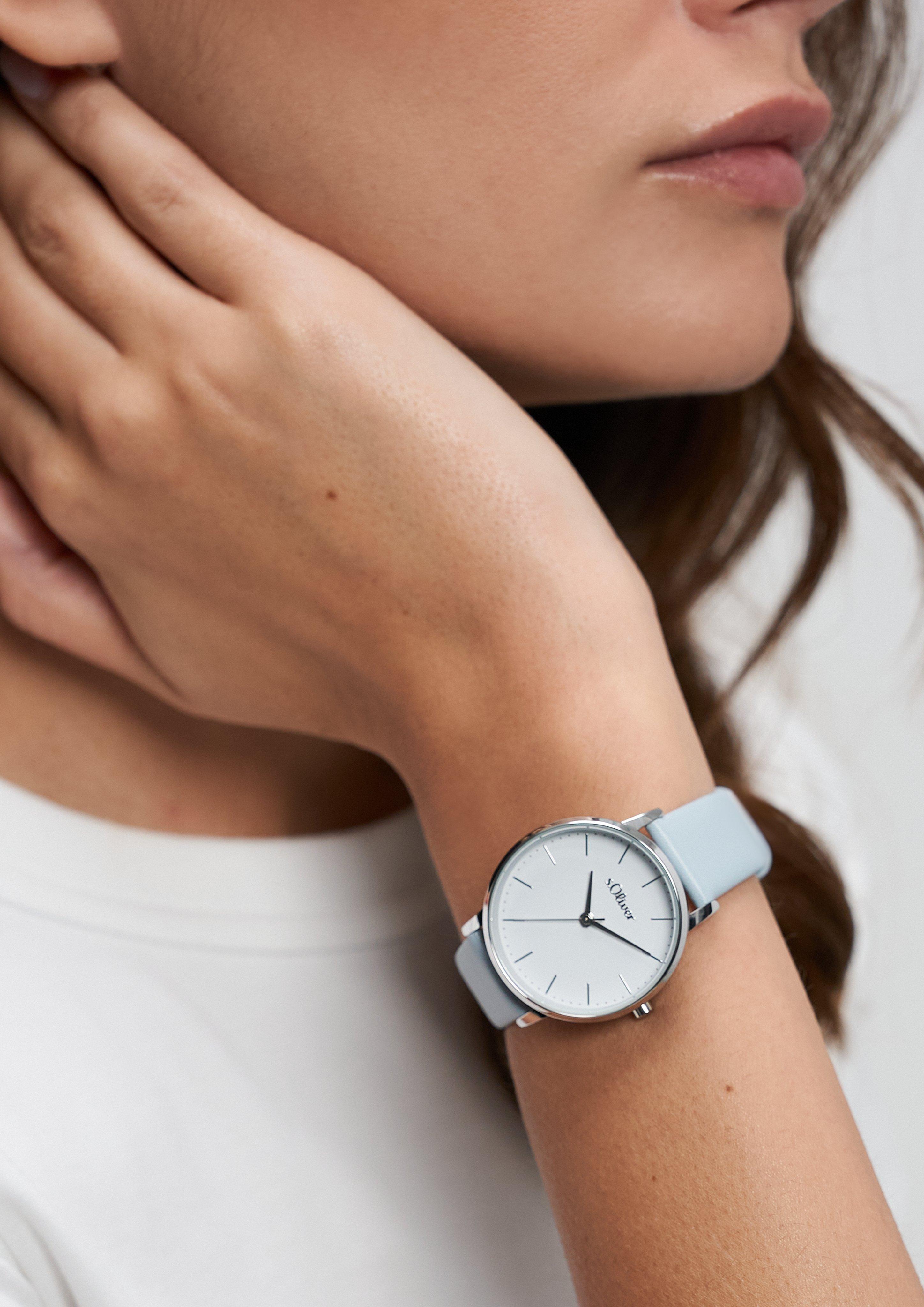 Damen Uhr in blau von s.Oliver