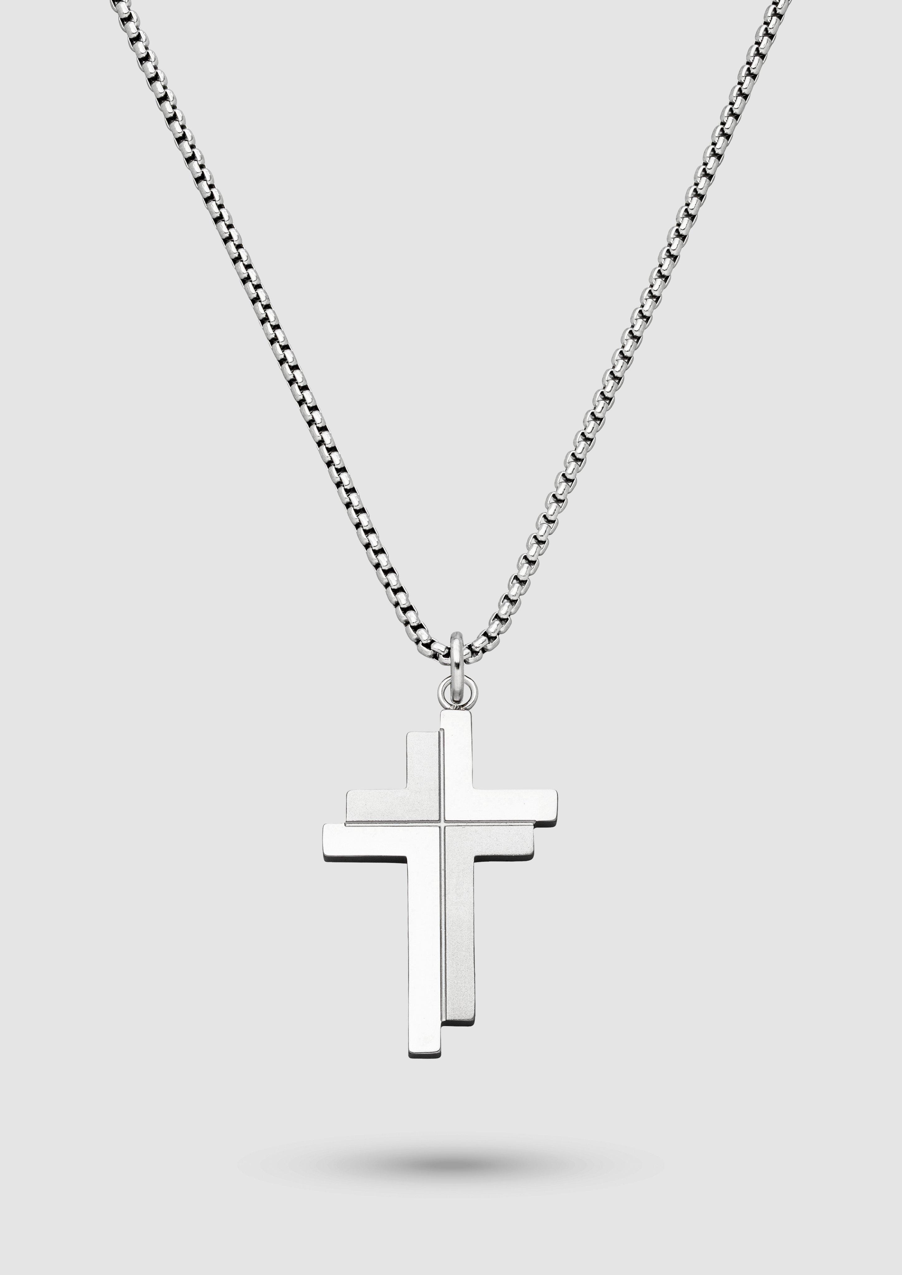 Kette mit markantem Kreuzanhänger in Farbe silber von s.Oliver