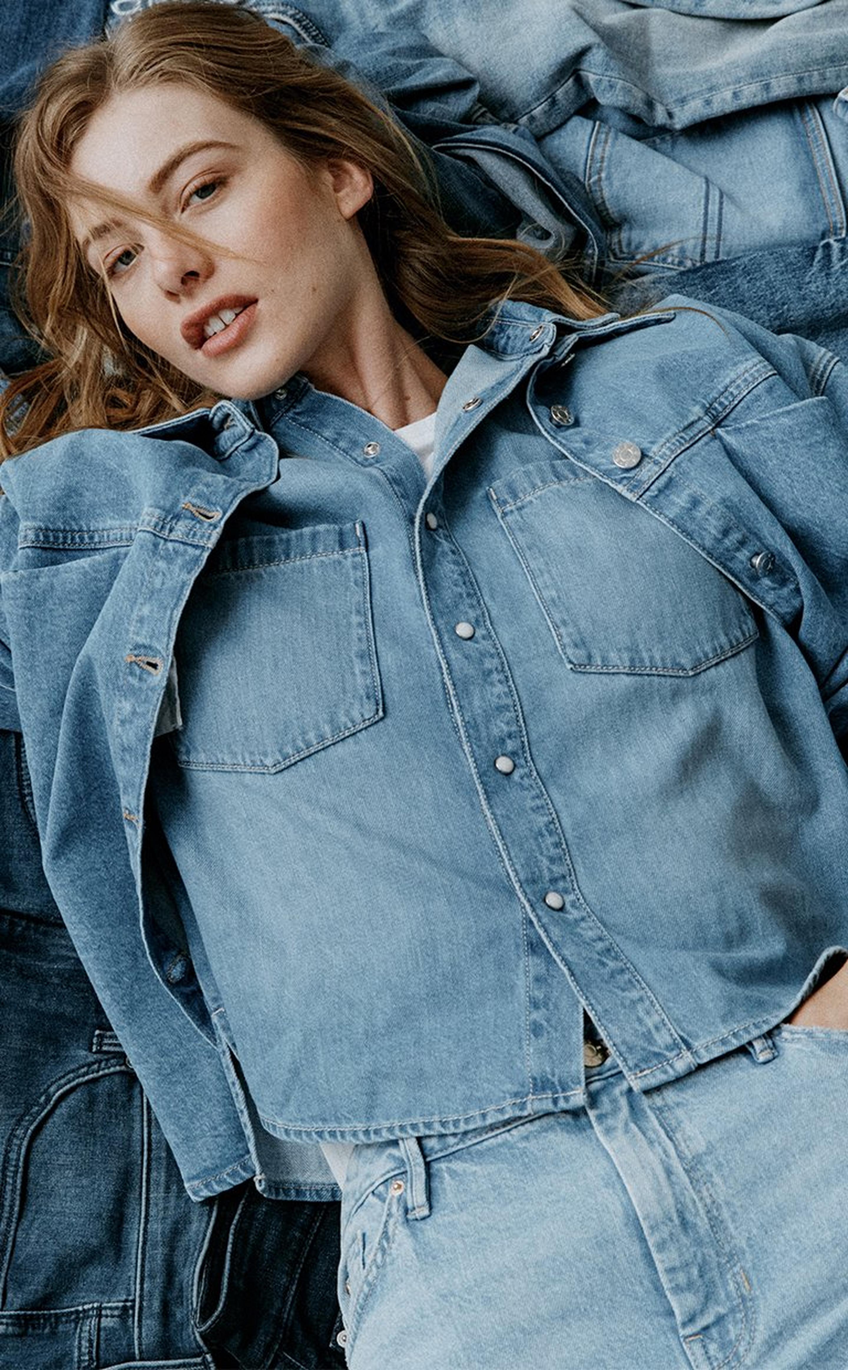 Jeans-Outfit blau
