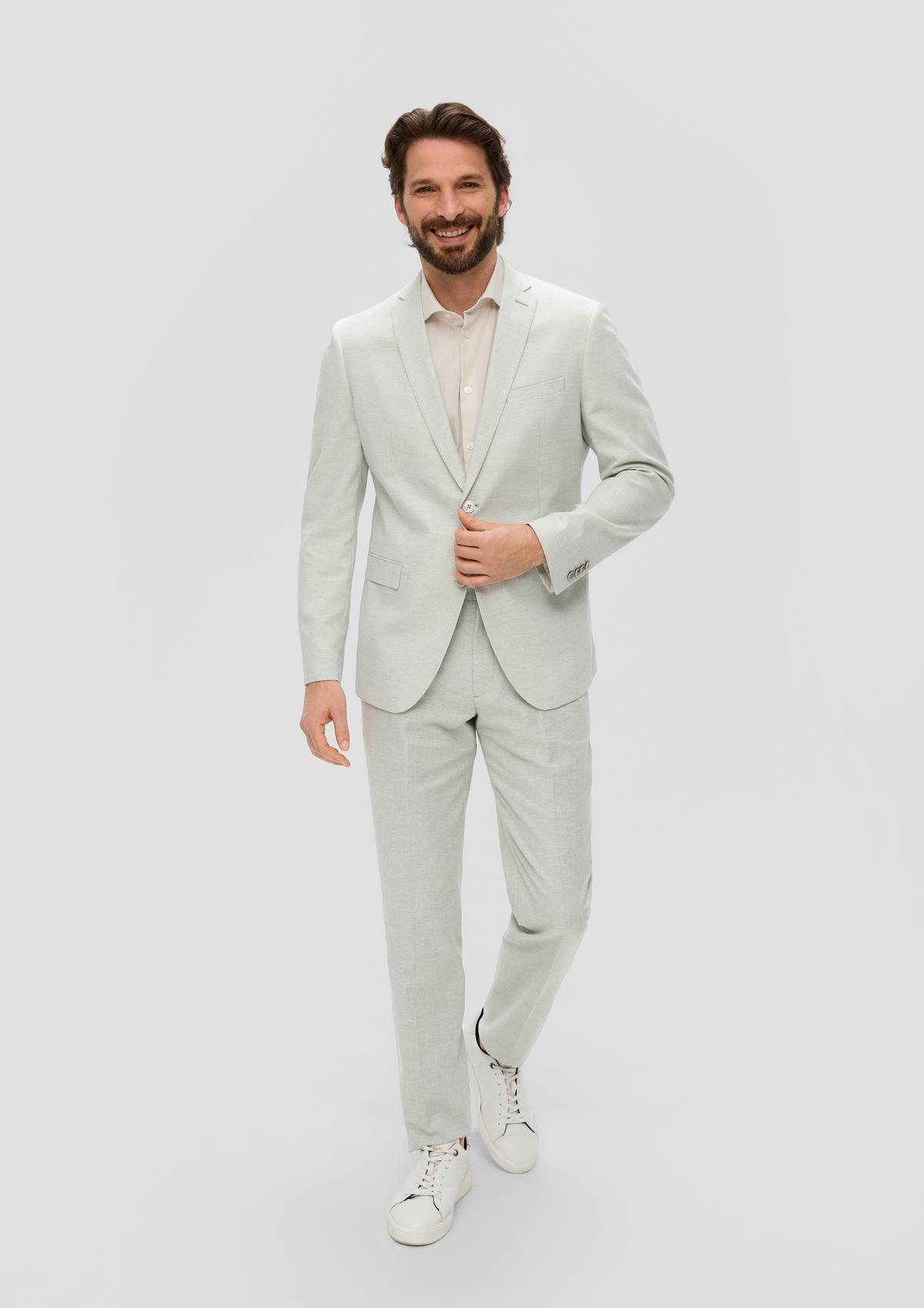 s.O PURE: Suit with a houndstooth pattern