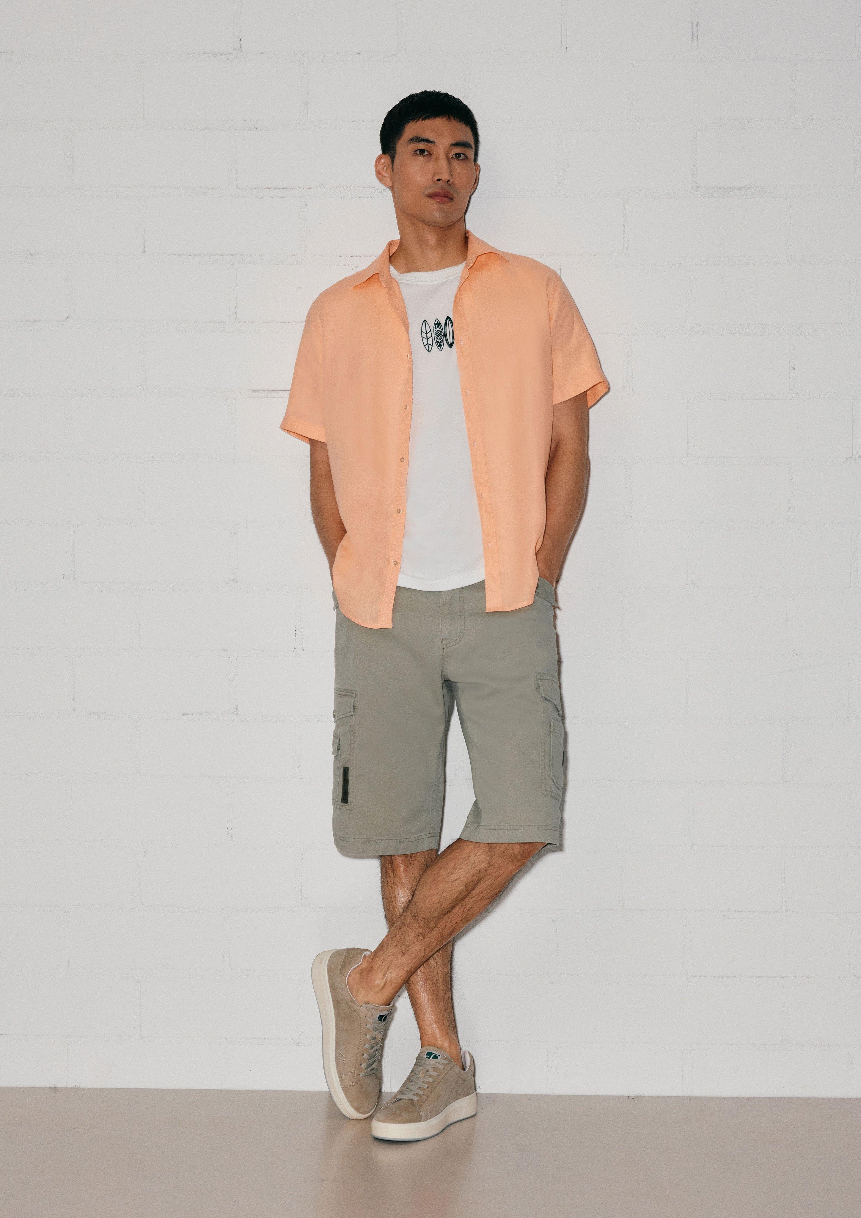 Lässige Kombi mit Farb-Highlight in 