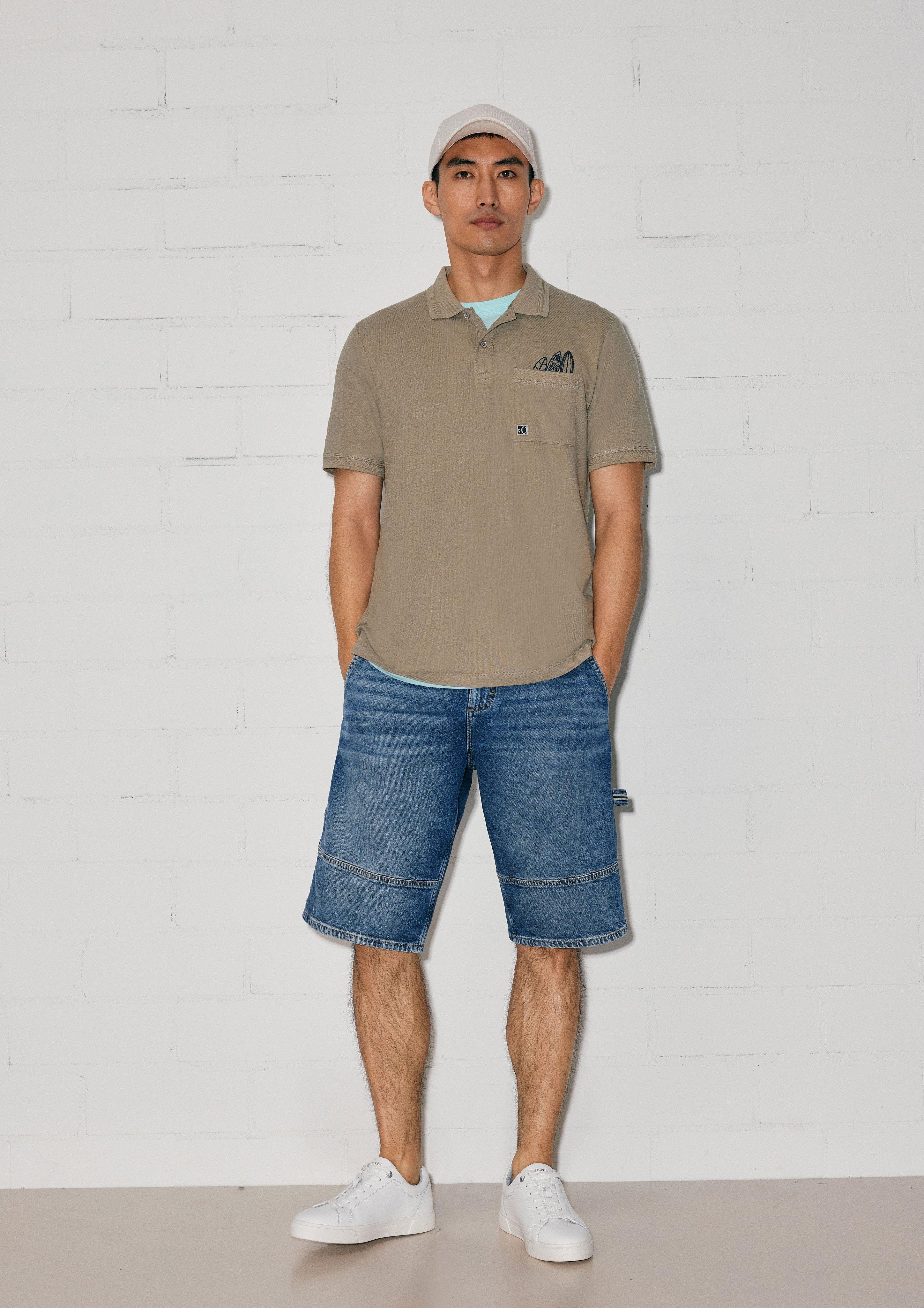 Outfit mit Jeans und coolen Accessoires in 