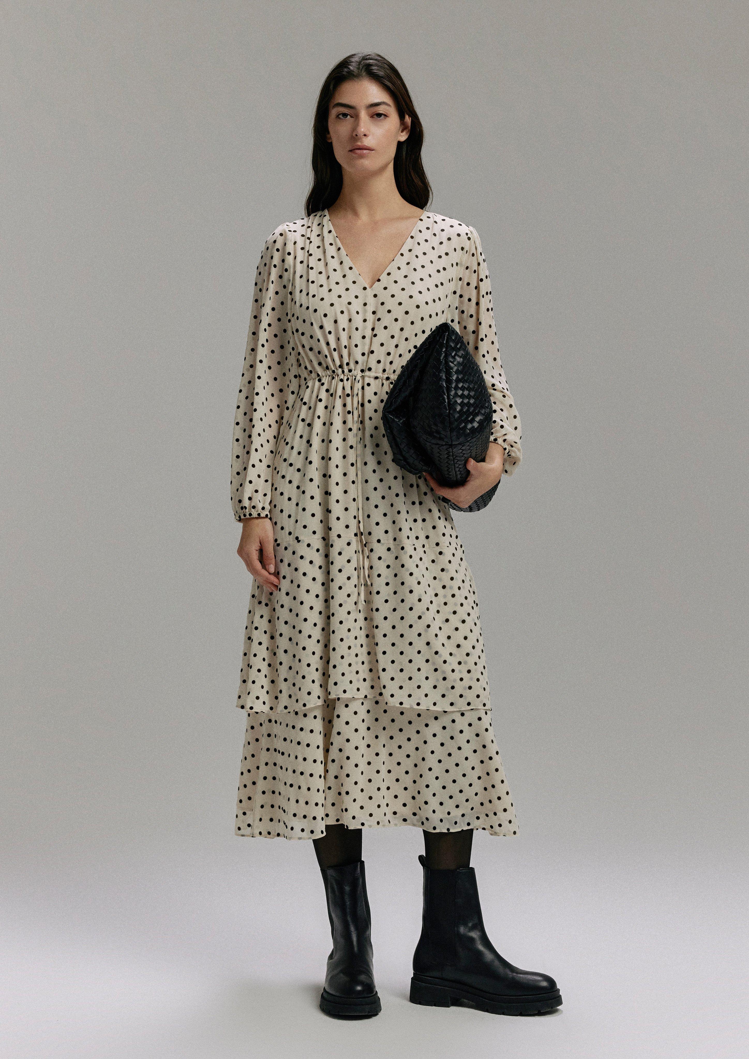 Verspieltes Kleid mit Polka Dots in 