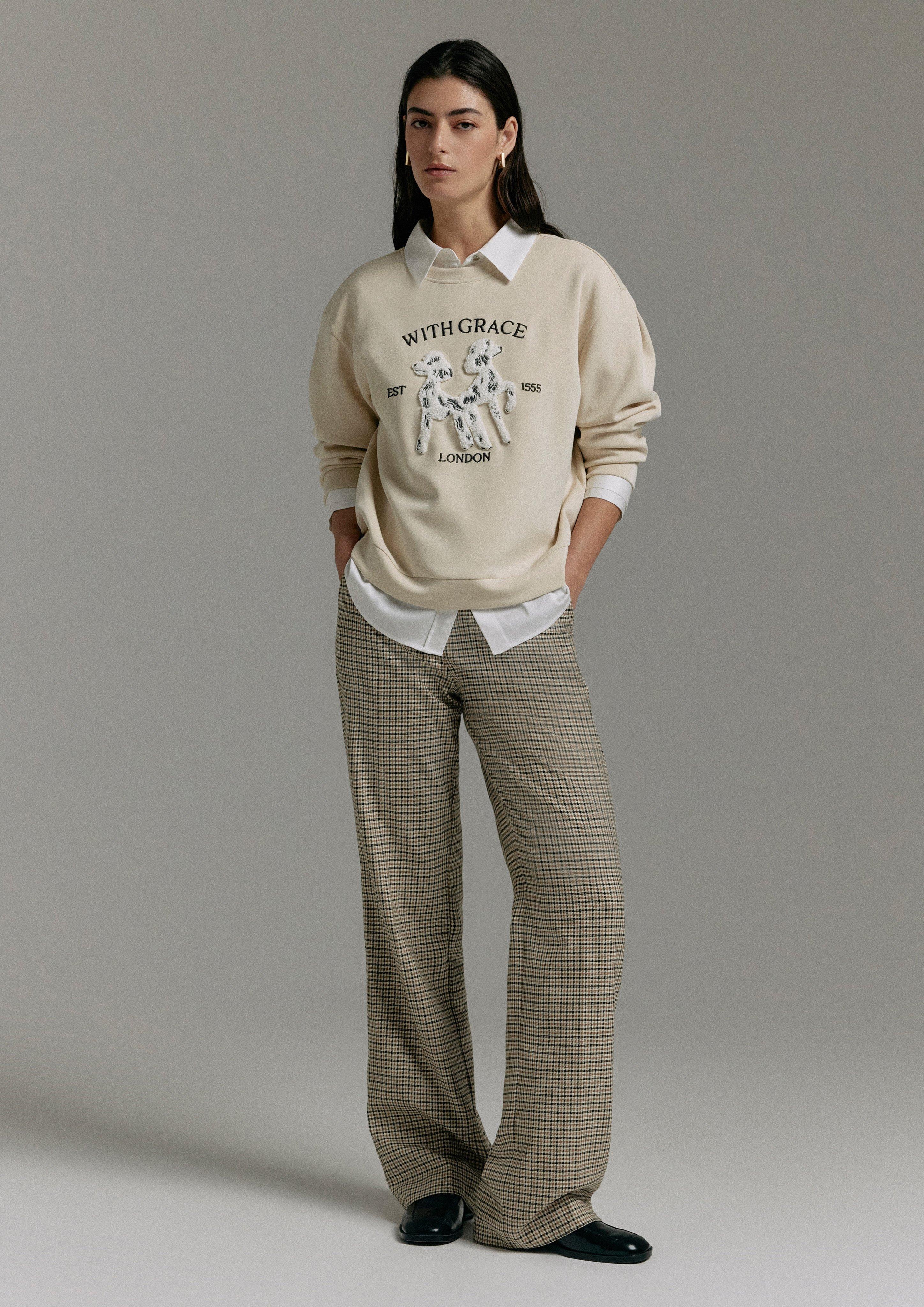 Cooler Layering-Look mit Karo-Hose in 