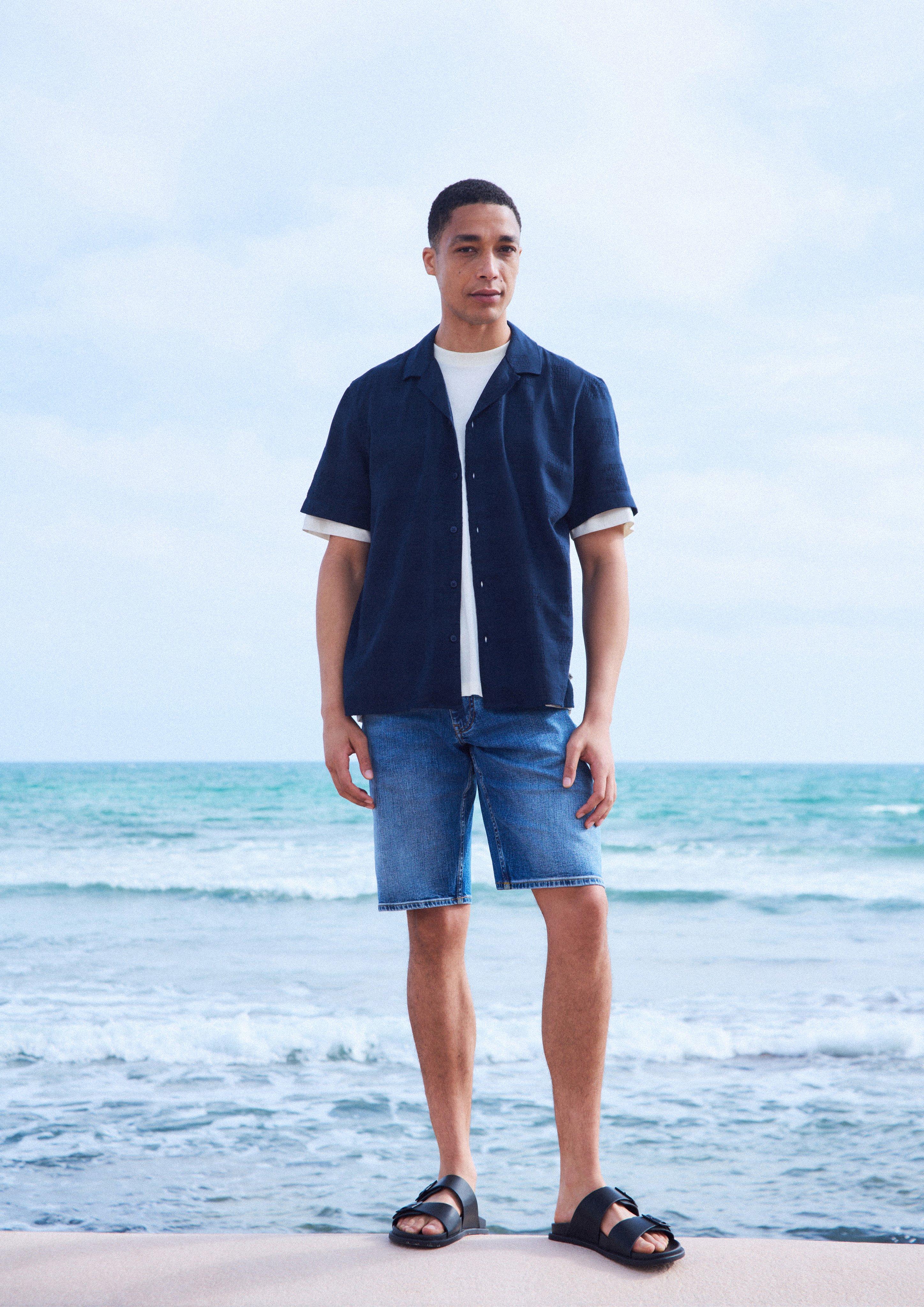 Men Casual look with layering in  by s.Oliver