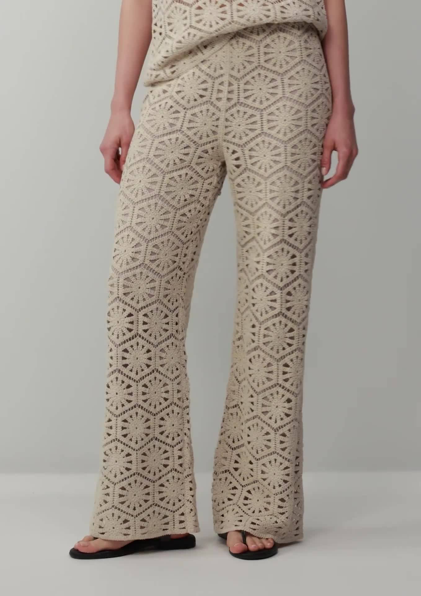 s.Oliver Wide-Leg-Hose aus Häkelspitze mit Jerseyfutter